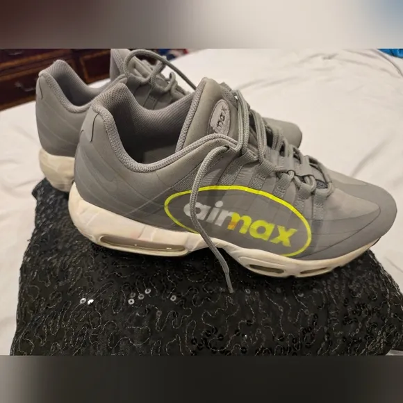 Nike Gray and Yellow Men's Shoes