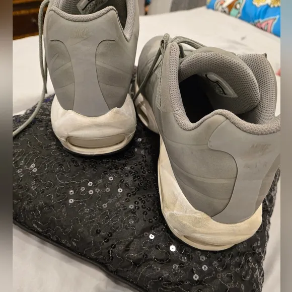 Nike Gray and Yellow Men's Shoes