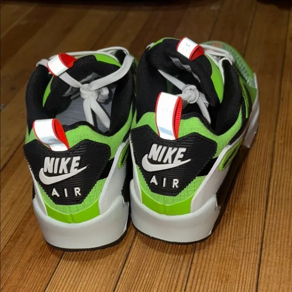Nike Green Air Max 90 Sneakers