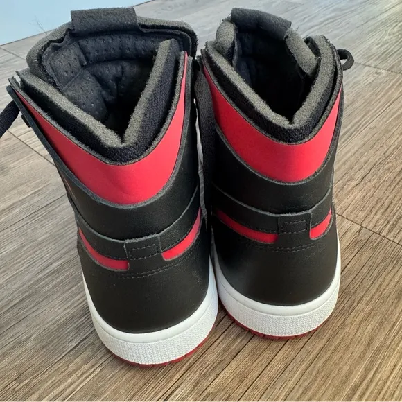 Nike Jordan 1 High Zoom CMFT Women’s Size 8
