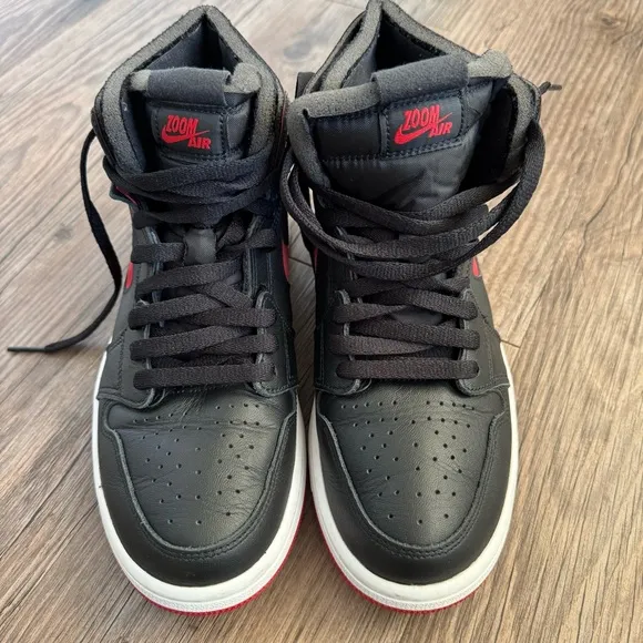 Nike Jordan 1 High Zoom CMFT Women’s Size 8