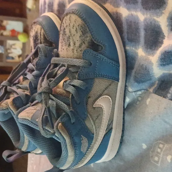 Nike Jordan 1 Mids &quot; Washed Denim&quot; Sizr 9C