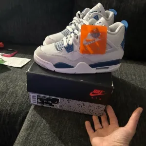 Nike Kids' Air Jordan 4 Retro - White and Blue