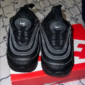 Nike Kids Black Shoes AIR max 97