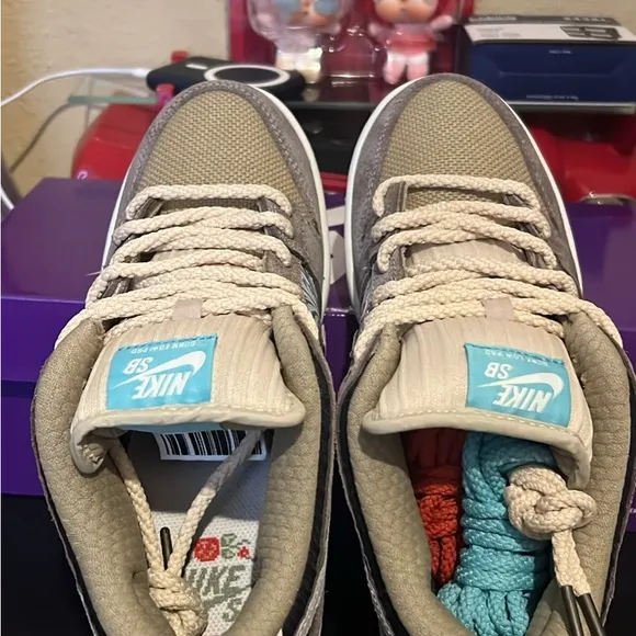 Nike Kids Shoes - Tan and Blue