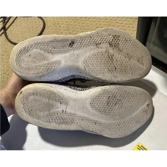 Nike Kobe 11 XI Elite Low Oreo Mens Size 10 Shoes White Black Athletic Sneakers