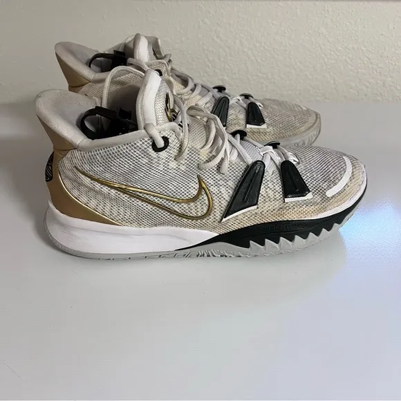 NIKE Kyrie 7 EP &quot;RINGS&quot; Mens Basketball Shoes NEEDS INSOLE