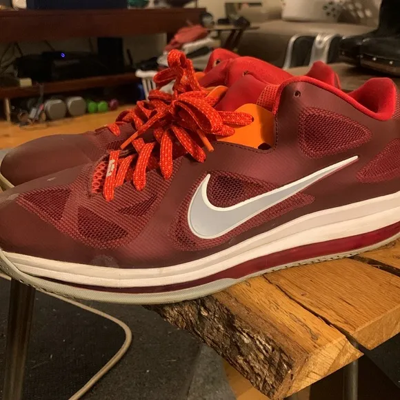 NIKE LEBRON 9 LOW SIGNATURE LEBRON JAMES BASKETBALL SHOES SNEAKERS ATHLETIC