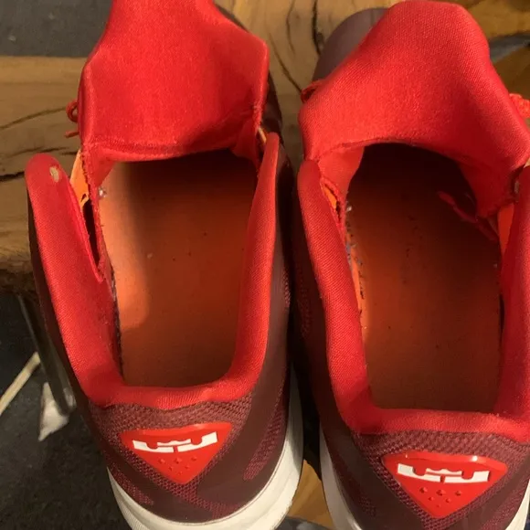 NIKE LEBRON 9 LOW SIGNATURE LEBRON JAMES BASKETBALL SHOES SNEAKERS ATHLETIC