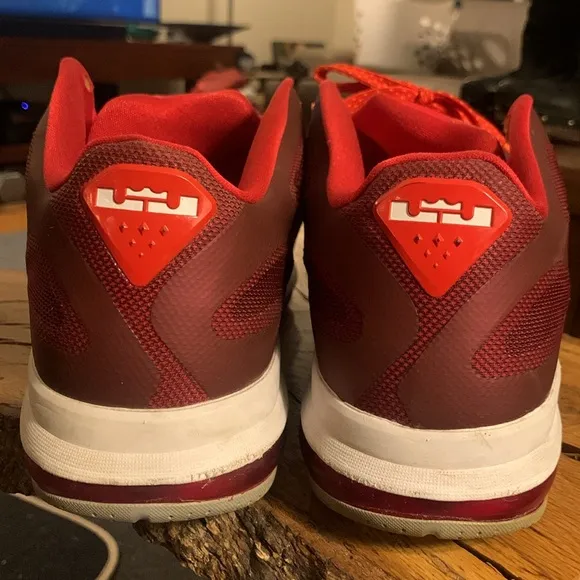 NIKE LEBRON 9 LOW SIGNATURE LEBRON JAMES BASKETBALL SHOES SNEAKERS ATHLETIC