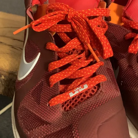 NIKE LEBRON 9 LOW SIGNATURE LEBRON JAMES BASKETBALL SHOES SNEAKERS ATHLETIC