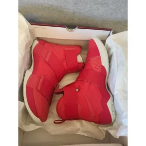 Nike LeBron Soldier 10 SFG Lux University Red 911306-600 Men's Size 10.5 Rare