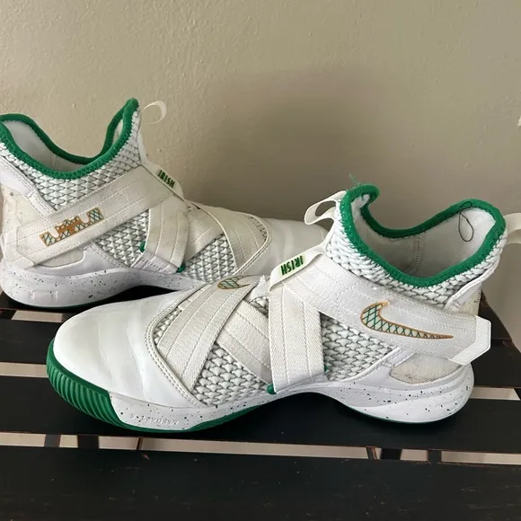 NIKE LEBRON SOLDIER 12 FIGHTING IRISH GREEN AND WHITE