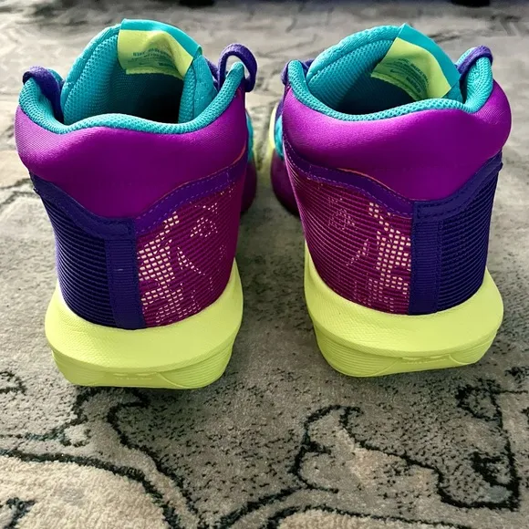Nike Lebron Witness VIII Basketball Shoes Sneakers purple teal 9.5 US 43 EUR