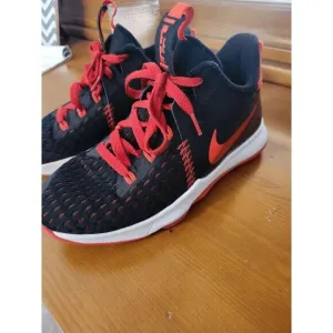 Nike LeBron Witness Shoes - Size 7Y, Black/Red/Bright Crimson, Excellent Conditi