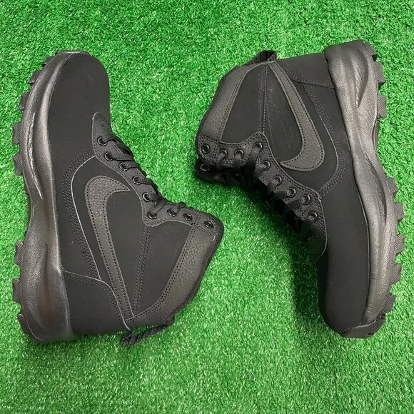 Nike Manoadome Mid Mens Hiking Trail Boots Triple Black 844358-003 NEW* Size 7.5