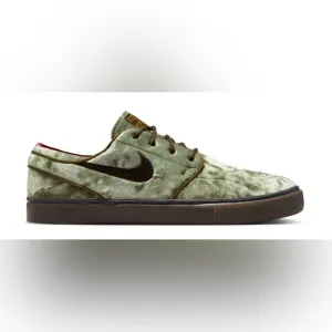 Nike Men's Green Skateboarding Shoes