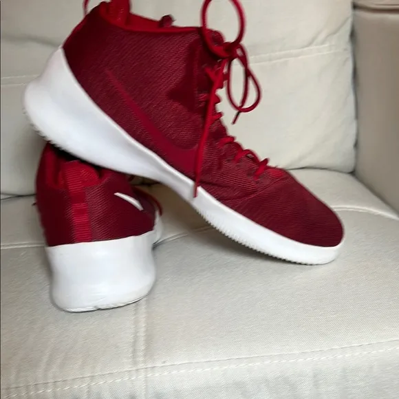 Nike Men’s Hyperfr3sh Red Sneakers Shoes Size 13
