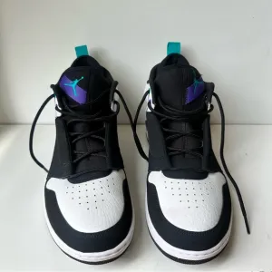 Nike Men's Jordan Fadeaway Basketball Shoes Black White Turbo Green Sz 10.5 NEW
