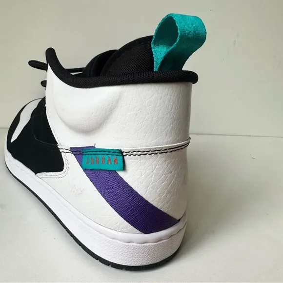 Nike Men's Jordan Fadeaway Basketball Shoes Black White Turbo Green Sz 10.5 NEW