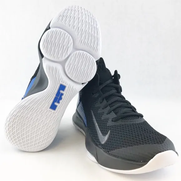 Nike Men’s Lebron Witness IV Basketball Shoes NWT