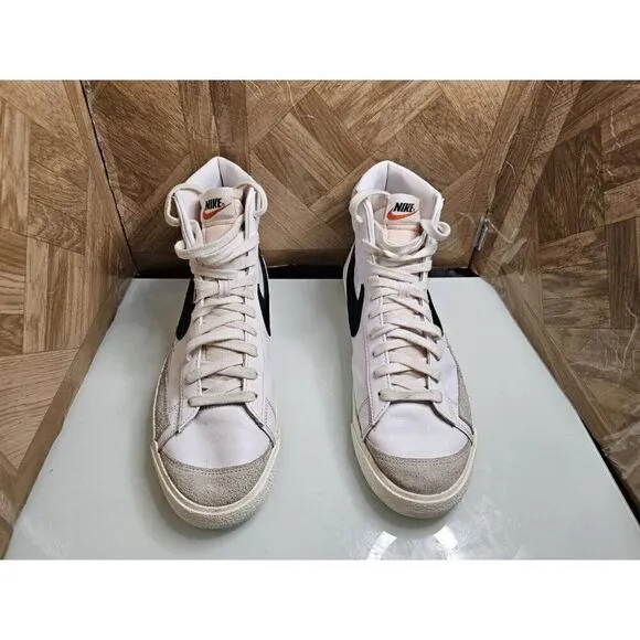 Nike Men's Mid 77 Vintage White Shoes Size 12.5.  644
