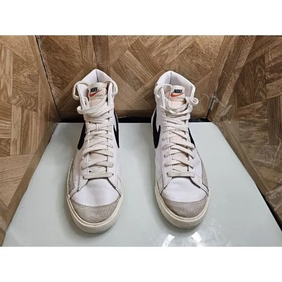 Nike Men's Mid 77 Vintage White Shoes Size 12.5.  644