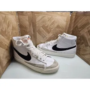 Nike Men's Mid 77 Vintage White Shoes Size 12.5.  644