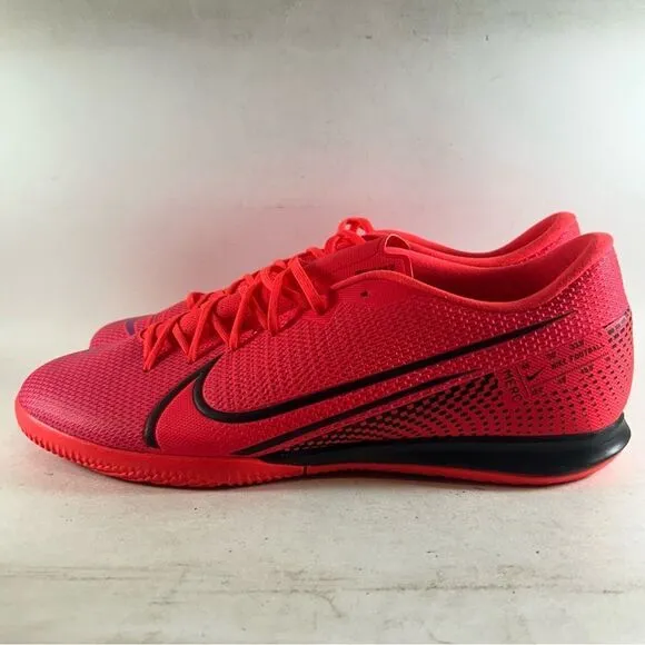 Nike Men’s Vapor 13 Academy Indoor Soccer Shoes Red Size 13 AT7993-606