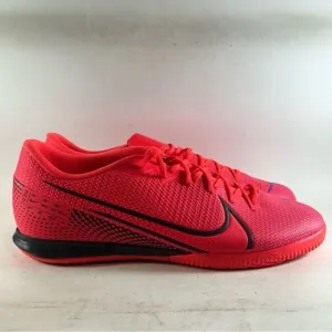 Nike Men’s Vapor 13 Academy Indoor Soccer Shoes Red Size 13 AT7993-606