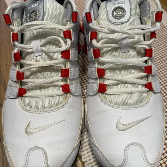 Nike Men's White and Red original Shox Sneakers