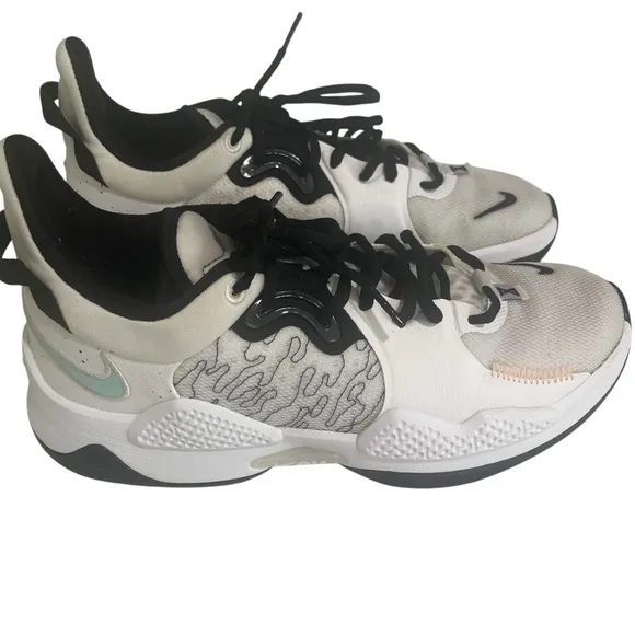 NIKE PG 5 Paul George Men’s Size 8 Basketball Shoes
