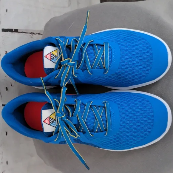 Nike Revolution 4 Youth Sneakers 5.5 or Womens 6.5
