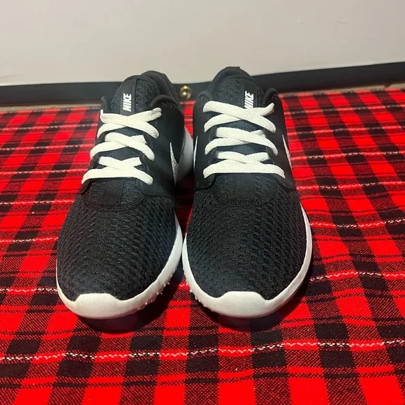 Nike Roshe golf shoes