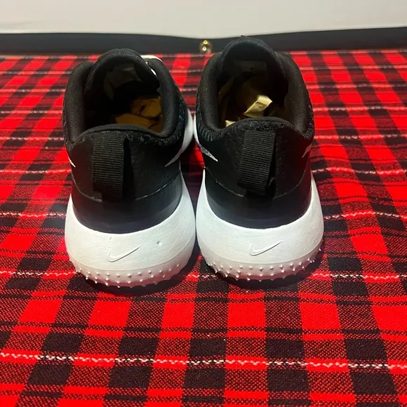Nike Roshe golf shoes