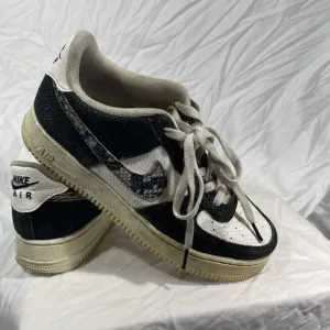 Nike Shoes Air Force 1 Youth 7Y Panda Black White Snakeskin Sneaker 820438-111