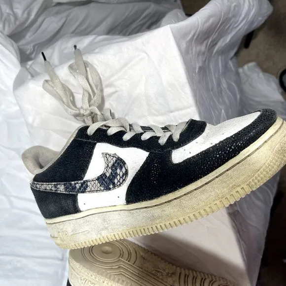 Nike Shoes Air Force 1 Youth 7Y Panda Black White Snakeskin Sneaker 820438-111