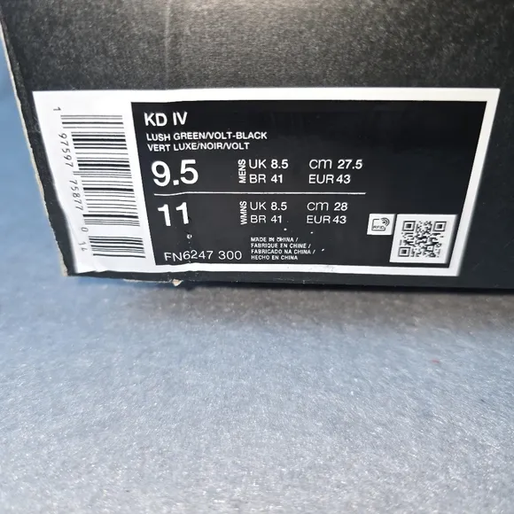 Nike Shoes Zoom KD4 weatherman sneakers shoes men's size 9.5****Attention ******