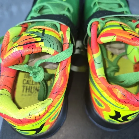 Nike Shoes Zoom KD4 weatherman sneakers shoes men's size 9.5****Attention ******