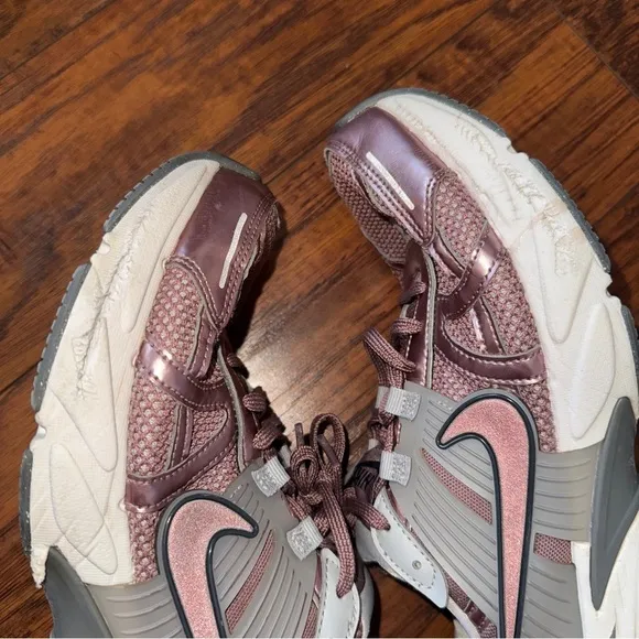 Nike V2K Run Smokey Mauve, Cobblestone, Light Smoke Grey, Low Top Sneakers W 11