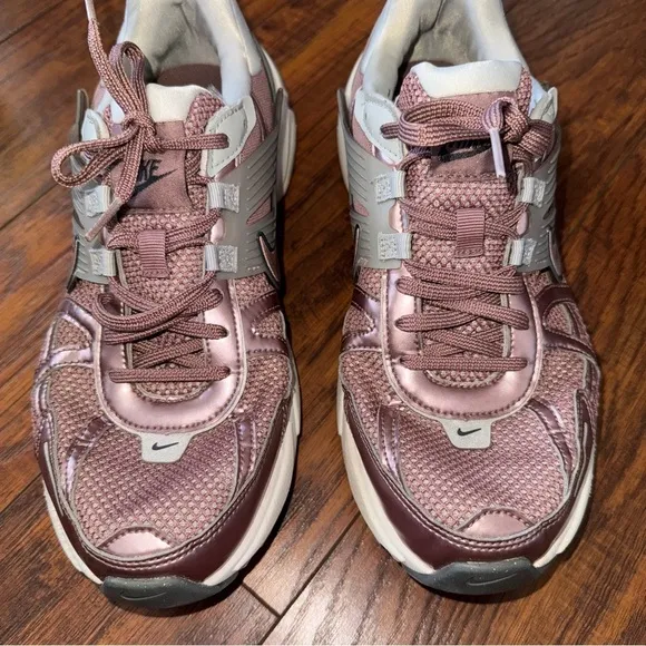 Nike V2K Run Smokey Mauve, Cobblestone, Light Smoke Grey, Low Top Sneakers W 11