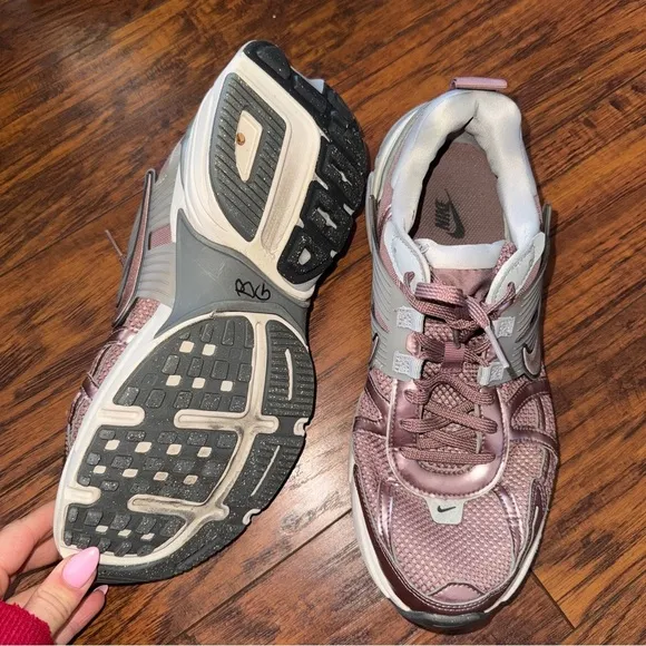 Nike V2K Run Smokey Mauve, Cobblestone, Light Smoke Grey, Low Top Sneakers W 11