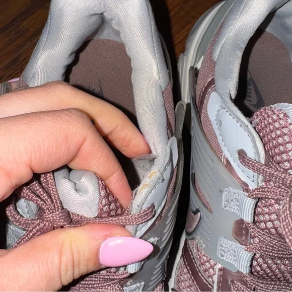 Nike V2K Run Smokey Mauve, Cobblestone, Light Smoke Grey, Low Top Sneakers W 11