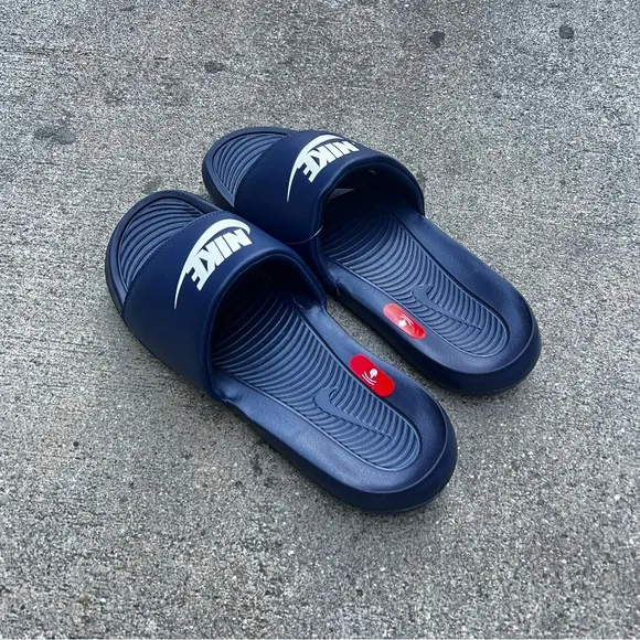 NIKE VICTOR ONE SLIDES ALL DARK NAVY BLUE WHITE VICTORI BLUES MIDNIGHT FLIP FLOP
