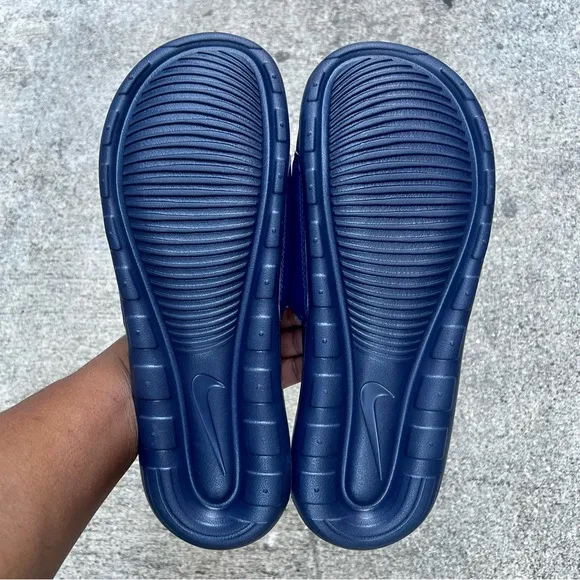 NIKE VICTOR ONE SLIDES ALL DARK NAVY BLUE WHITE VICTORI BLUES MIDNIGHT FLIP FLOP