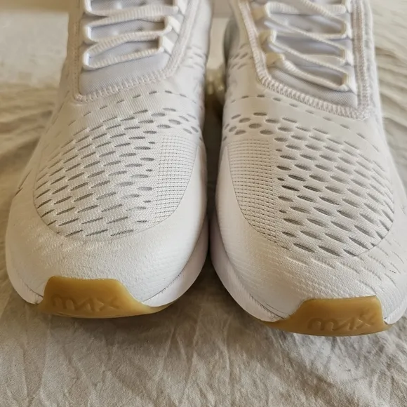 Nike White and Tan Sneakers Air Max 270