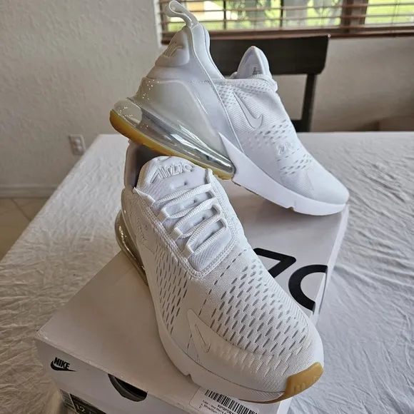 Nike White and Tan Sneakers Air Max 270