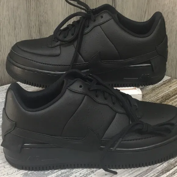 NIKE WMNS AF1 JESTER XX black/black-black