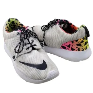 Nike Youth White Mesh Fabric Almond Toe Lace Up Platform Heel Athletic Sneaker