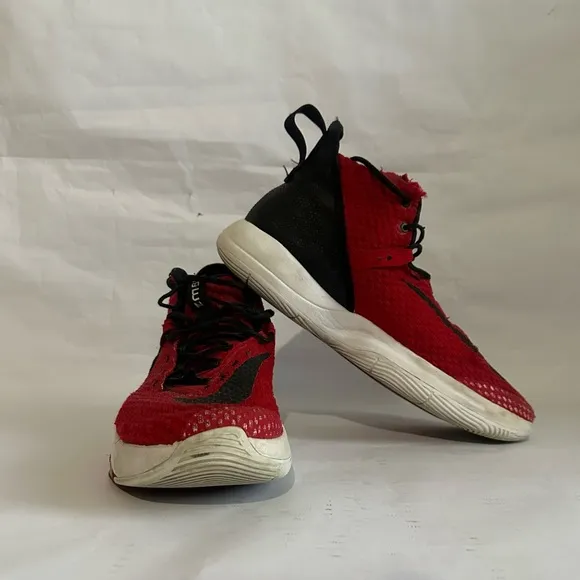Nike Zoom Rize Men’s Red Athletic Shoes